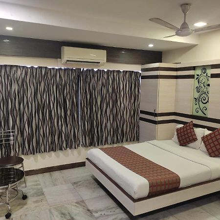 Hotel Ocean Residencia Bombay Exterior foto