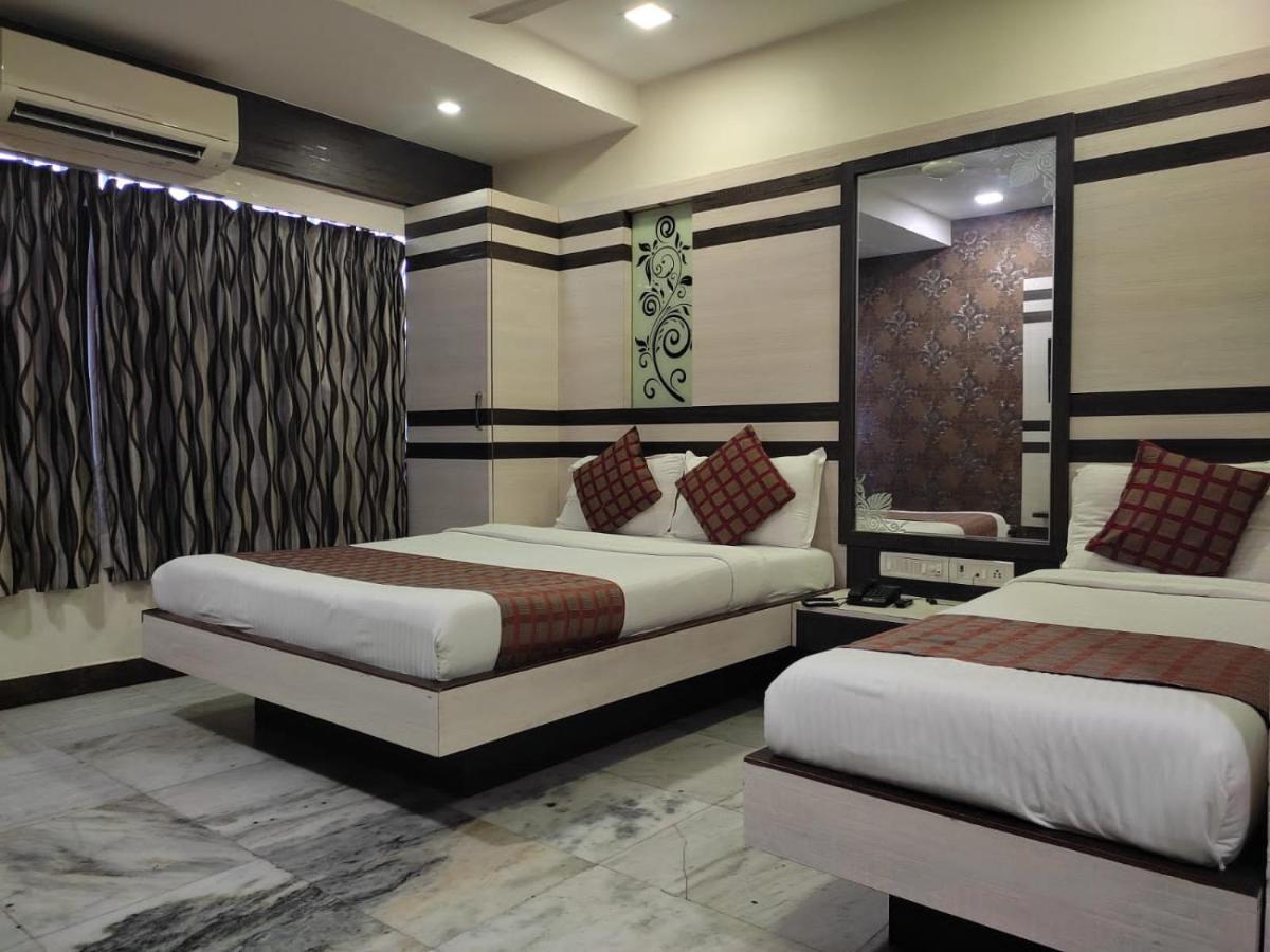 Hotel Ocean Residencia Bombay Exterior foto