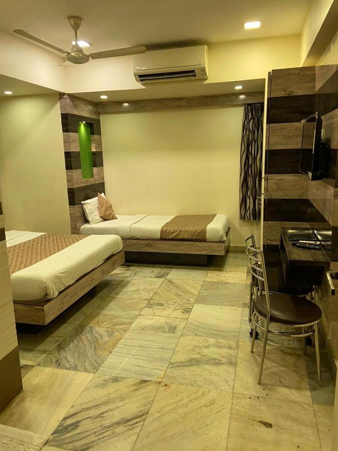 Hotel Ocean Residencia Bombay Exterior foto