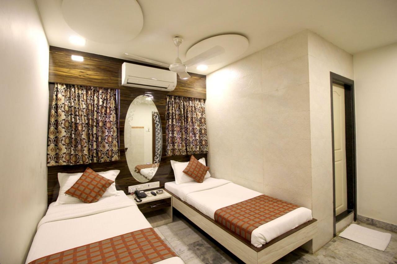 Hotel Ocean Residencia Bombay Exterior foto