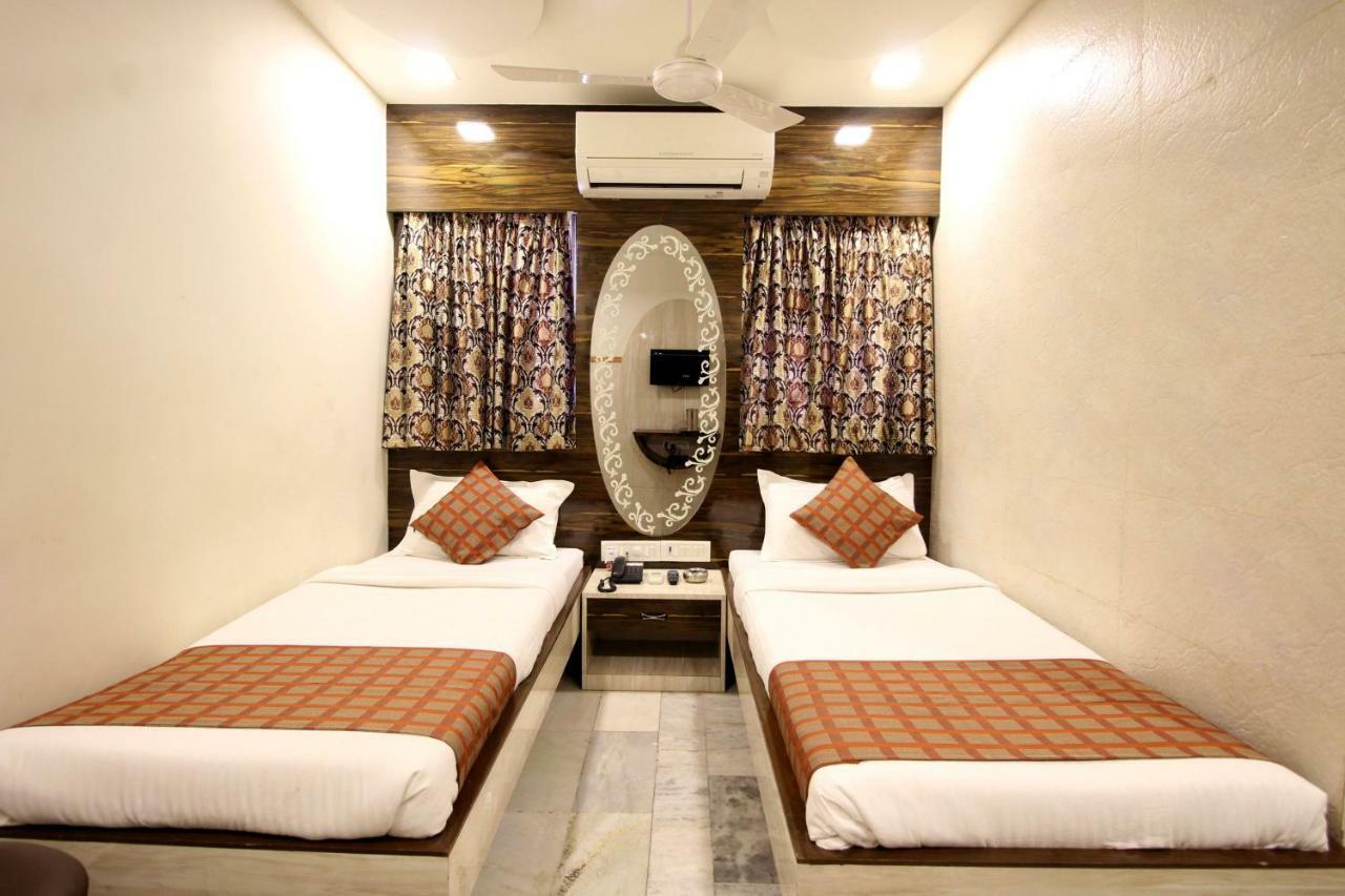 Hotel Ocean Residencia Bombay Exterior foto